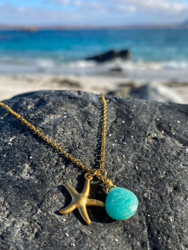 Collar estrellita de mar con piedra amazonita