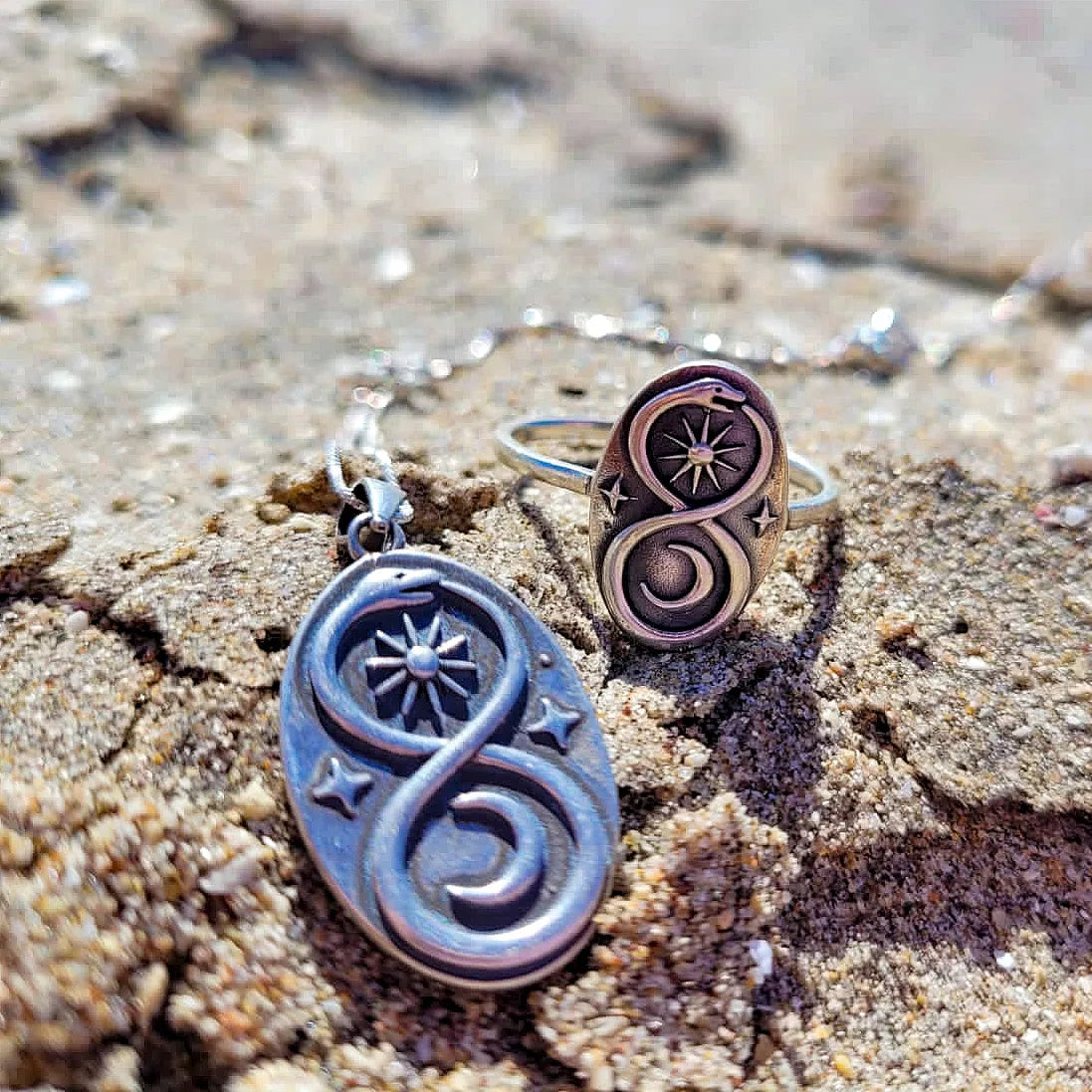 Anillo Ouroboro