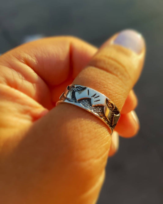 Anillo colitas sumergiendose