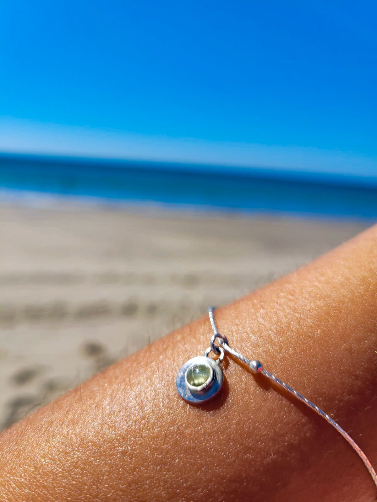 Pulsera medalla turmalina rosa o verde