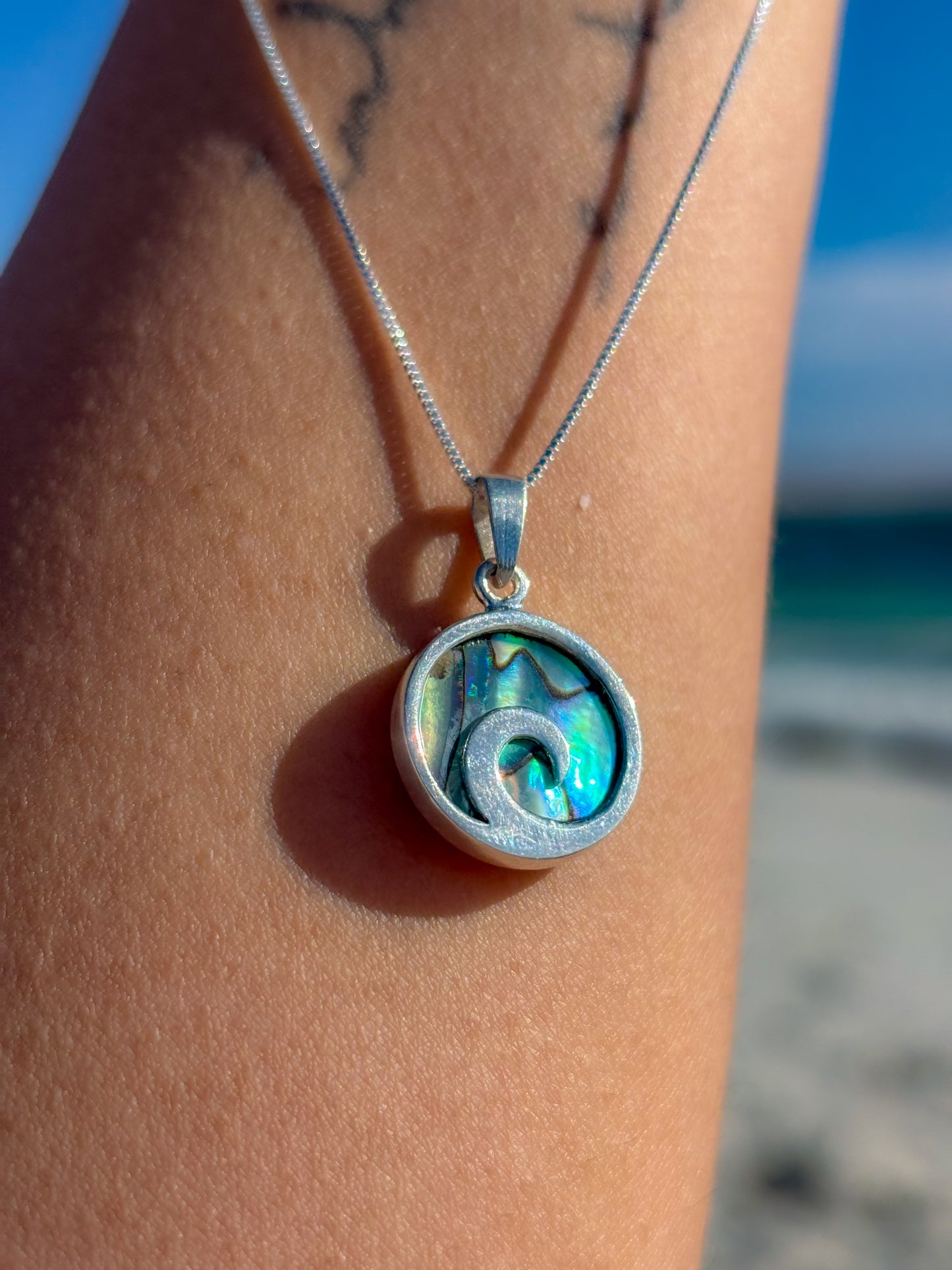 Collar Ola con Abalón
