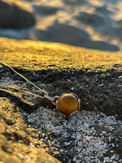 Collar esfera Piedra Ojo de Tigre fases lunares