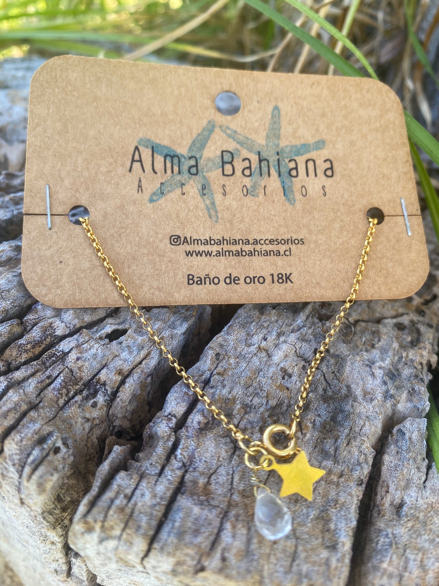 Pulsera bañada en oro con cuarzo cristal