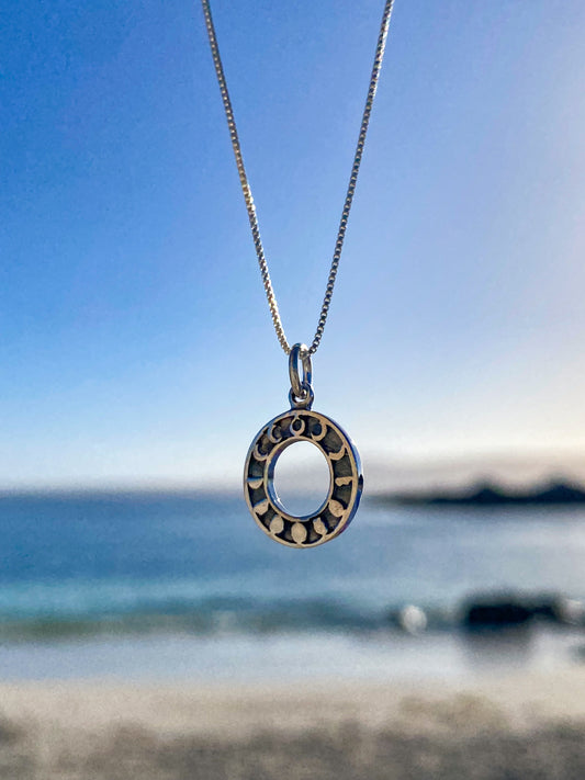 Collar circulo fases de la luna